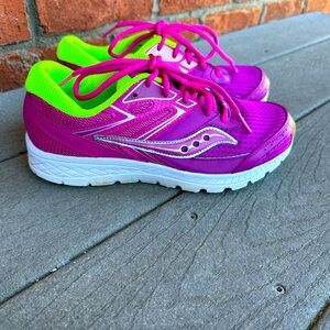 EUC Saucony running shoes 🏃‍♂️